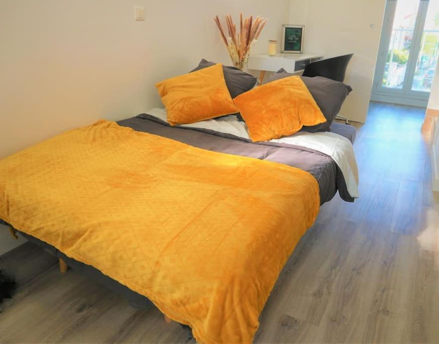 Appartement Duplex Proche Disney Et Paris Vaires-sur-Marne Bagian luar foto