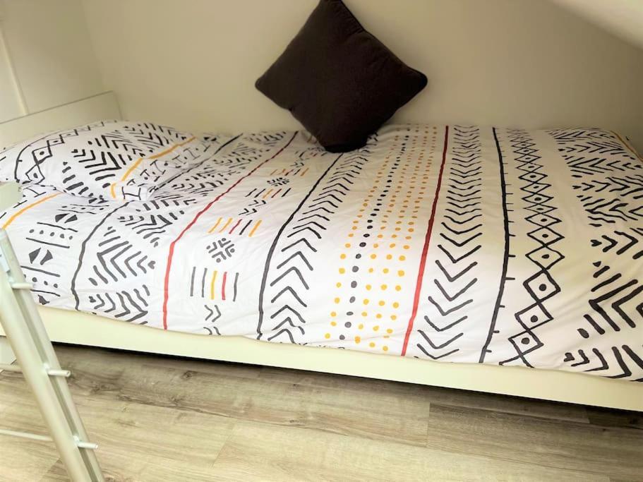 Appartement Duplex Proche Disney Et Paris Vaires-sur-Marne Bagian luar foto