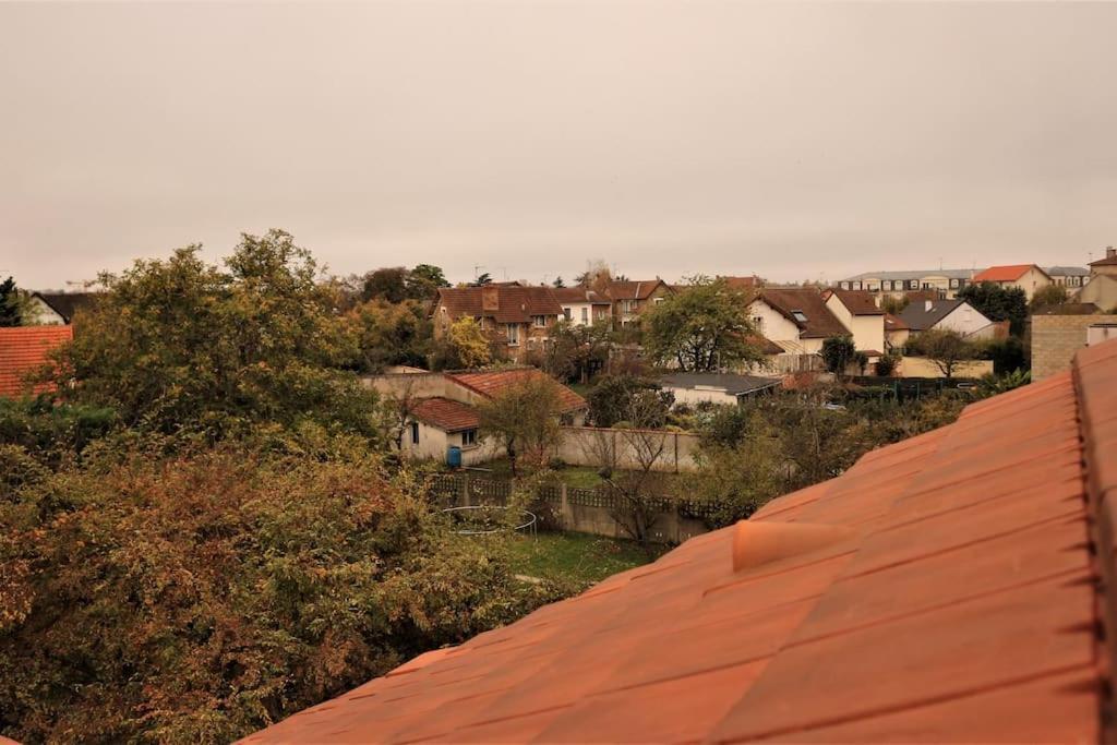 Appartement Duplex Proche Disney Et Paris Vaires-sur-Marne Bagian luar foto